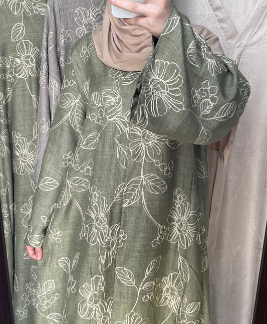 Robe en lin brodée - Verte